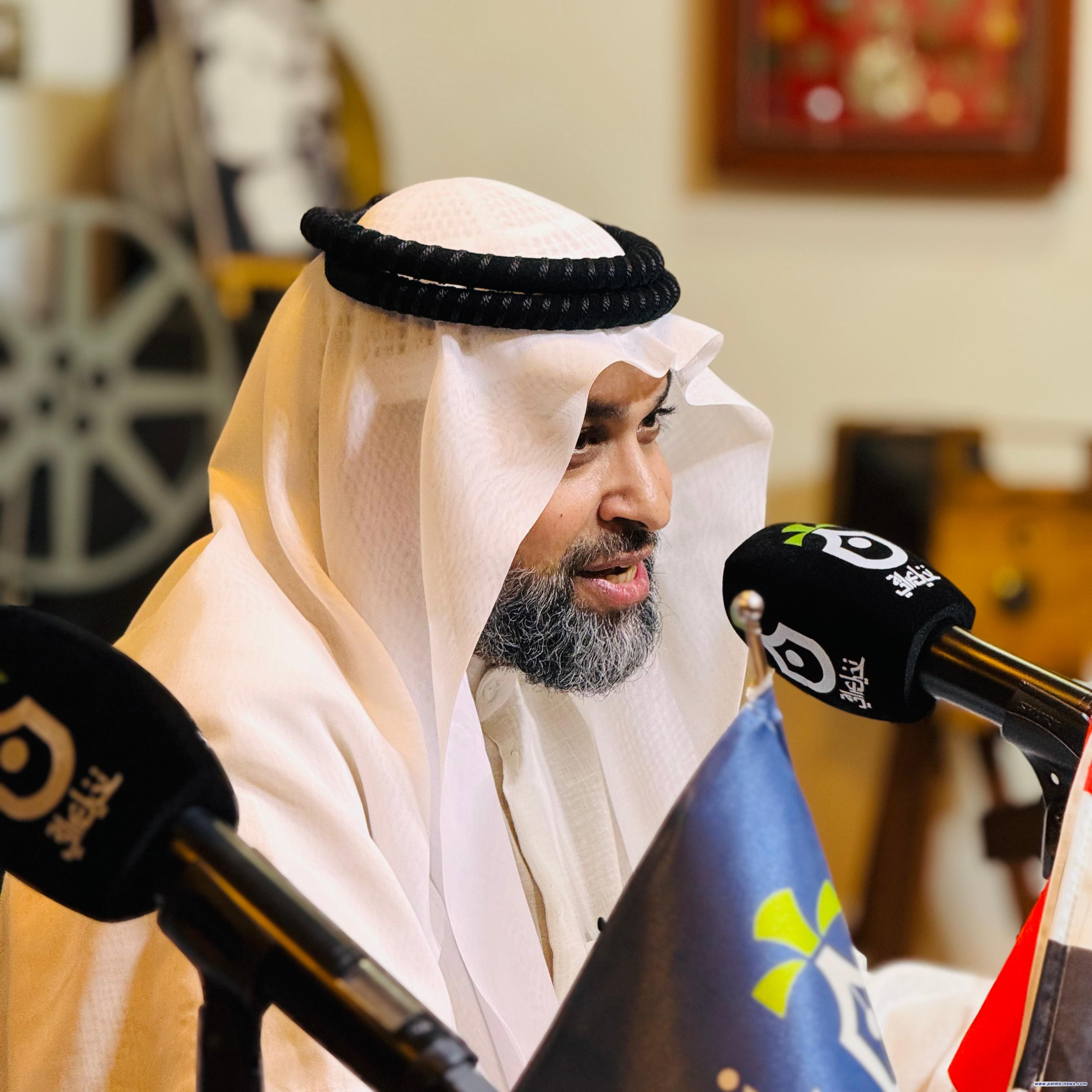 قصائد البحراني تعانق العراق في أمسية توقيع "عشتار تنحت ظلي" بنخيل عراقي